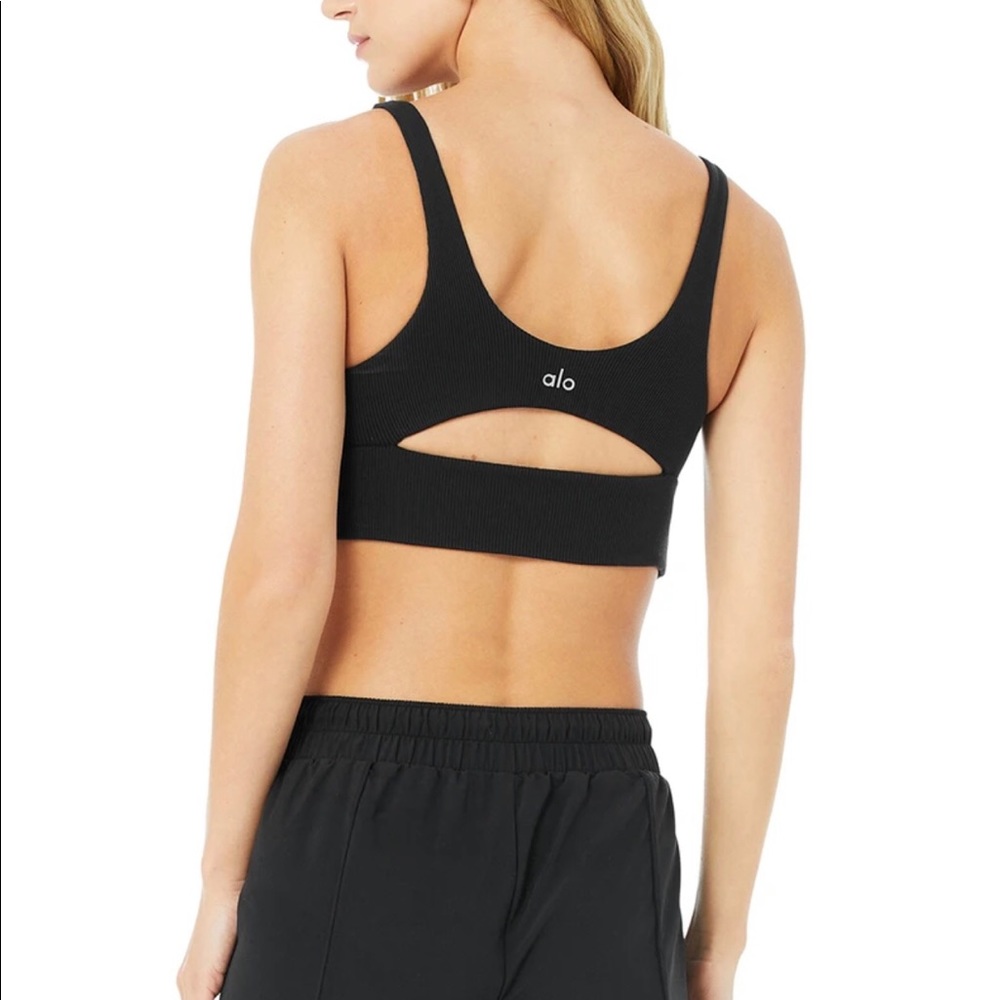 ALO YOGA SLIT BRA VOLOR BLACK.SIZE SMALL